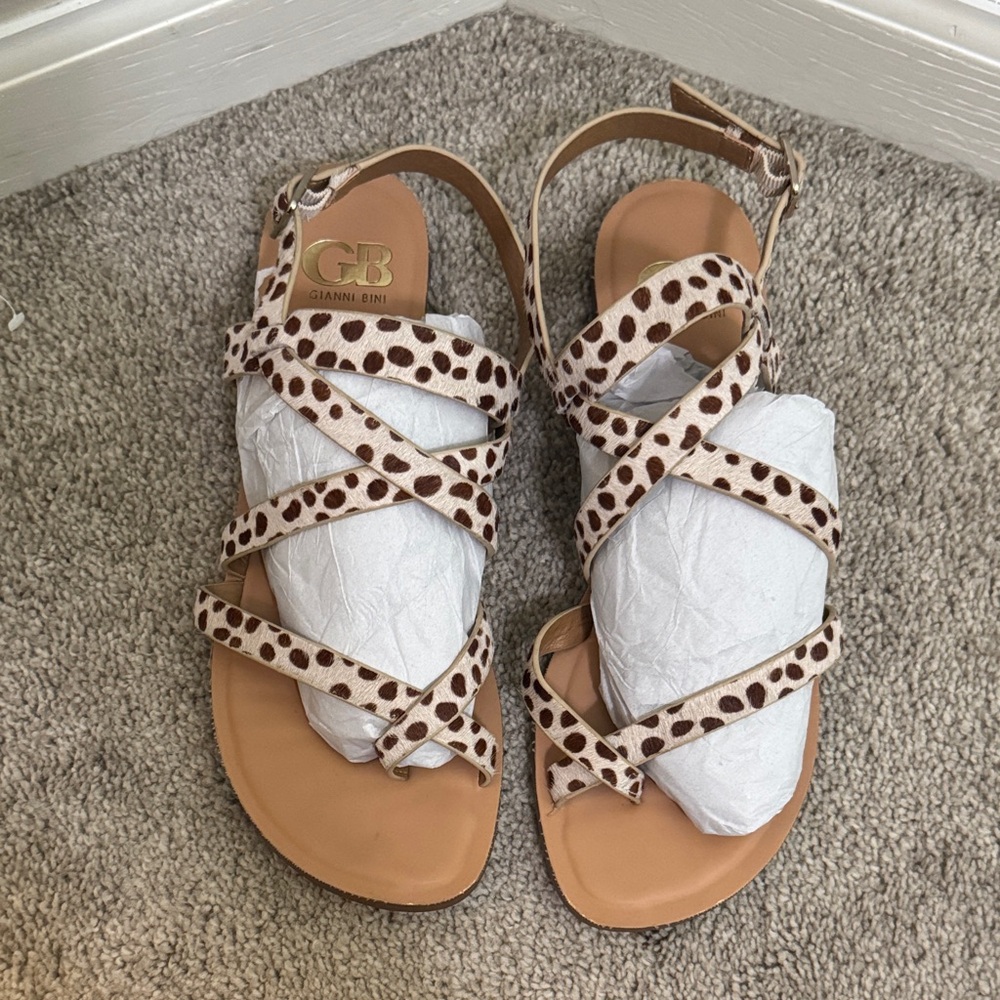 Gianni Bini Women's Spotted Sandals - Brown and Cream